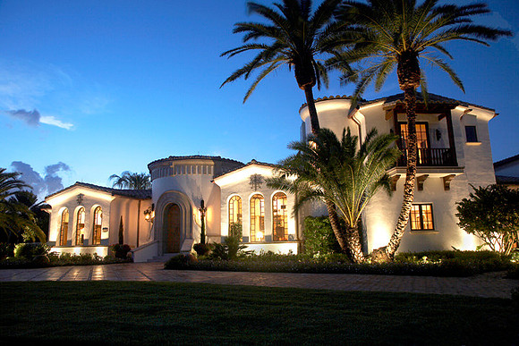 ©Lou Freeman Home Magazine
