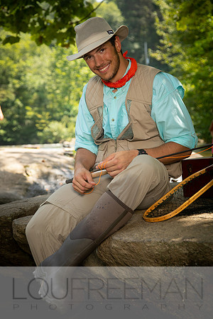 2G7A2330