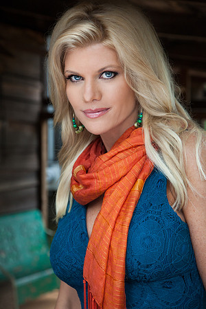 ©Lou Freeman Photography,April Bogenschutz